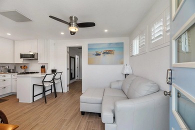 Beach life style in Pacific Beach! Now available, Both units - photo 8