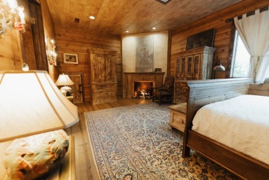 Experience unparalleled luxury at this breathtaking estate - photo 23