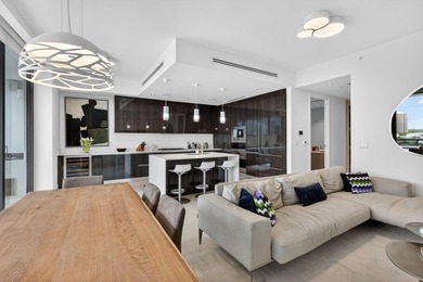 Experience luxury living in the heart of Aventura! This - photo 6