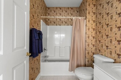 Immaculate and exceptionally well maintained, this 2-bedroom - photo 28
