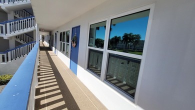 Welcome to the paradise of South Florida, resort-style social - photo 28