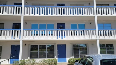 Welcome to the paradise of South Florida, resort-style social - photo 30