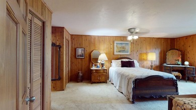 Experience the best of U.P. living in this expansive 4 - photo 31