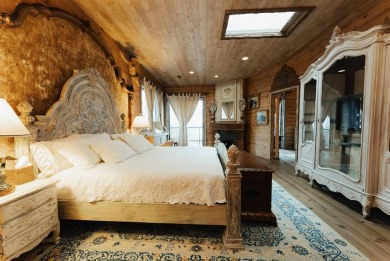 Experience unparalleled luxury at this breathtaking estate - photo 32