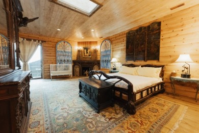 Experience unparalleled luxury at this breathtaking estate - photo 34