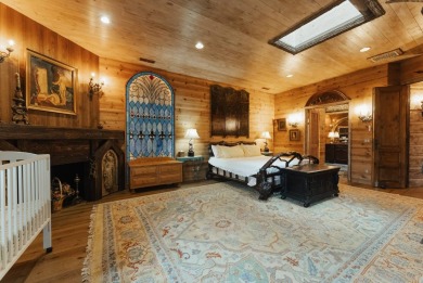 Experience unparalleled luxury at this breathtaking estate - photo 35