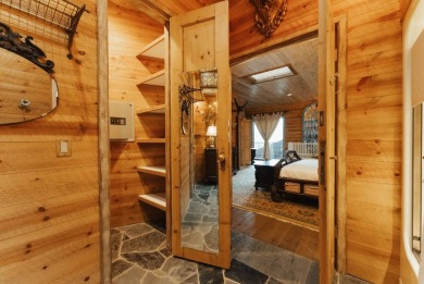 Experience unparalleled luxury at this breathtaking estate - photo 37