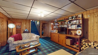 Experience the best of U.P. living in this expansive 4 - photo 38