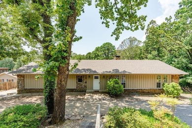 Lake life at its finest-fully furnished and move-in ready - photo 1