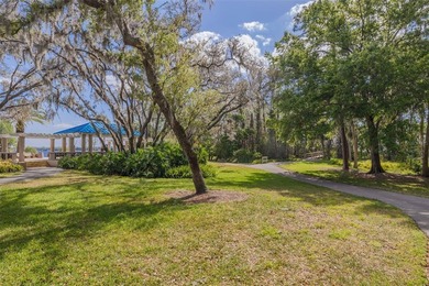 FIRST FLOOR condo with a GARAGE and on CONSERVATION in Lansbrook - photo 46