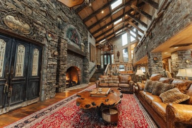 Experience unparalleled luxury at this breathtaking estate - photo 46
