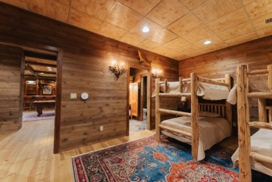 Experience unparalleled luxury at this breathtaking estate - photo 54