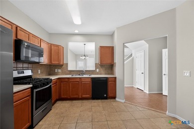 Nestled in an established subdivision with easy access to Texas - photo 6
