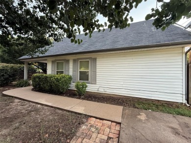 Lake Home For Sale in Gun Barrel City, Texas