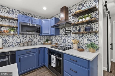 Welcome to your dream cottage in the fabulous gated community of - photo 9