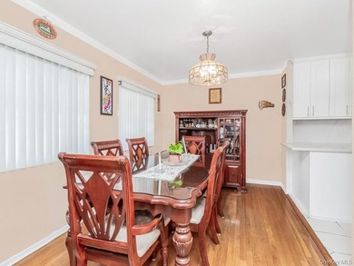Beautifully maintained brick single-family home located in the - photo 4