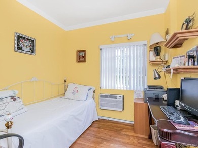 Beautifully maintained brick single-family home located in the - photo 9