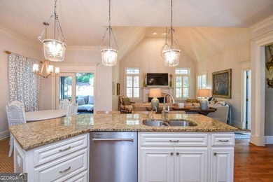 Absolutely stunning Country Club home! Tucked away on a quiet - photo 14
