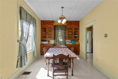 Discover the timeless charm of this beautiful country home - photo 17
