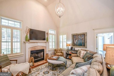 Absolutely stunning Country Club home! Tucked away on a quiet - photo 18