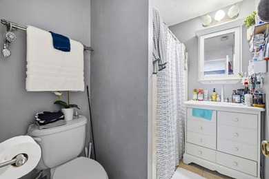 Welcome to 417 Chesterfield Ct., a well-maintained 3-bedroom - photo 10