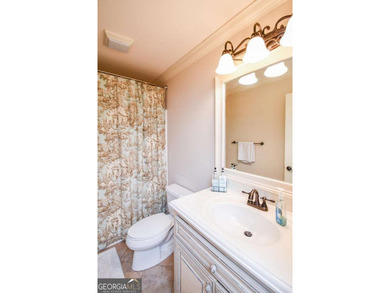 Absolutely stunning Country Club home! Tucked away on a quiet - photo 36