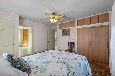 Discover the timeless charm of this beautiful country home - photo 36