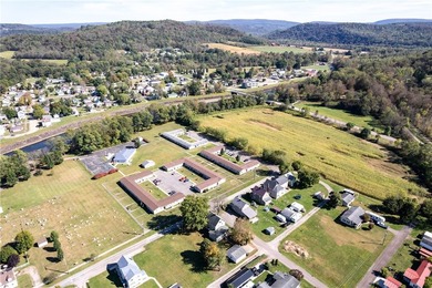 Discover the timeless charm of this beautiful country home - photo 44