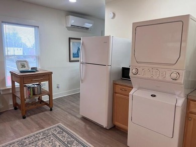 New opportunity for you. This fully furnished, tastefully - photo 46