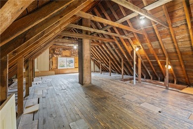 Discover the timeless charm of this beautiful country home - photo 46