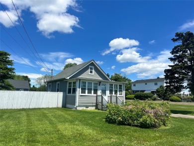 (private lake, pond, coastal) Home Sale Pending in Mastic Beach New York