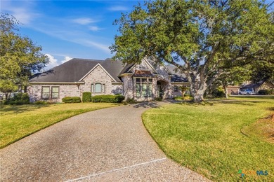 Glamorous home custom built in an exclusive neighborhood! - photo 1