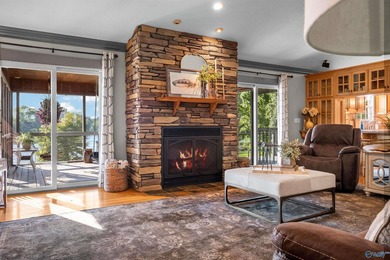 Exceptional waterfront retreat in the Big Nose area of Weiss - photo 11
