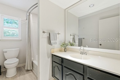 Perfectly situated for easy access to Hilton Head Island or - photo 15