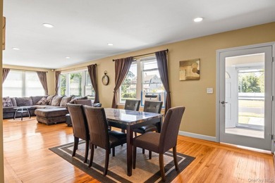 Charming, immaculate, meticulously maintained ranch conveniently - photo 6