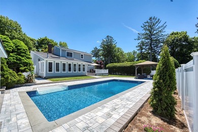 Welcome to this beautifully maintained 4-bedroom, 2-bath - photo 5