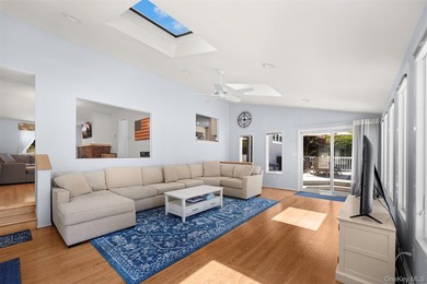 Welcome to this beautifully maintained 4-bedroom, 2-bath - photo 9