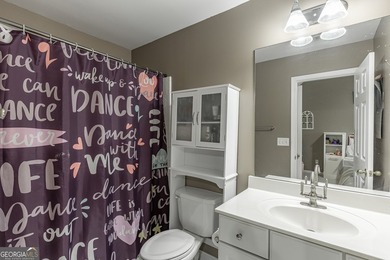 Classic brick home in one of the area's most sought-after - photo 34