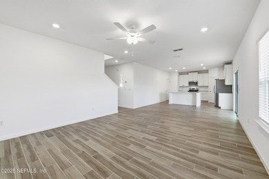 PRICE REDUCTION! Modern Newer Construction - Move-In Ready Why - photo 6