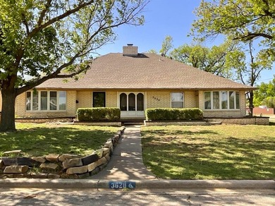 Lake Hefner Home For Sale in Oklahoma City Oklahoma