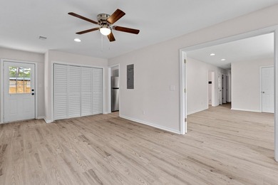 Back on market due to Buyer Financing Welcome home to 7708 - photo 7