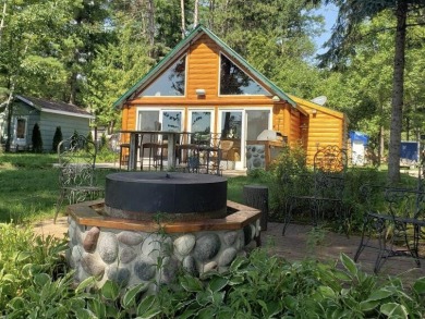 Peshtigo River Home For Sale in Crivitz Wisconsin