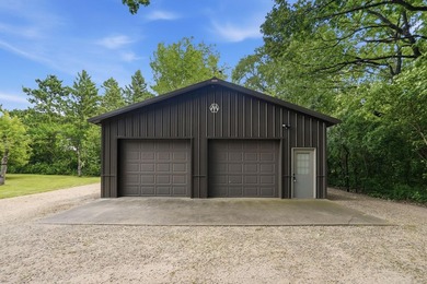 Rare opportunity to own a beautiful one acre lot in an ideal - photo 3
