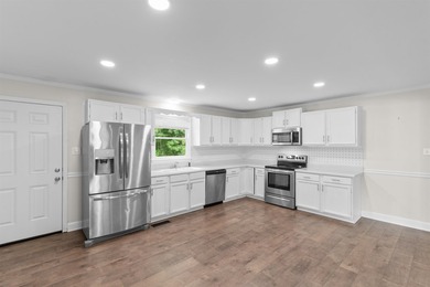 Let's check the boxes: Are you looking for no HOA, large lot - photo 6