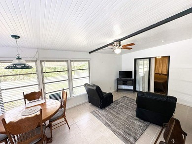 This cozy park model home in Bonita Terra is a perfect retreat - photo 3
