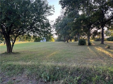 Lake Lot For Sale in Gallatin, Missouri