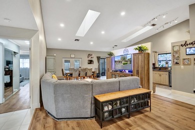 RARE CORNER VILLA in desirable Bonaire at Woodmont! Bright - photo 13