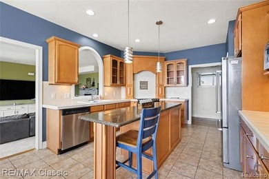 Come experience everything 5118 S Shore Drive has to offer. This - photo 15