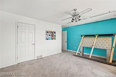 Come experience everything 5118 S Shore Drive has to offer. This - photo 25