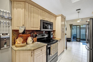 RARE CORNER VILLA in desirable Bonaire at Woodmont! Bright - photo 28